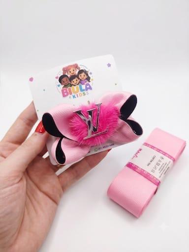 Laço Boutique Luxo Rosa com Aplique Metálico